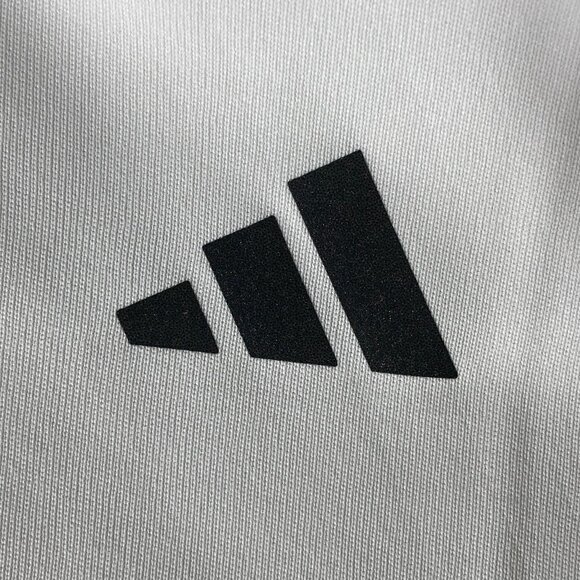 NEW! ADIDAS Medium M MD Own The Run Women Short Sleeve T Shirt Tee Shirt White - Picture 5 of 9